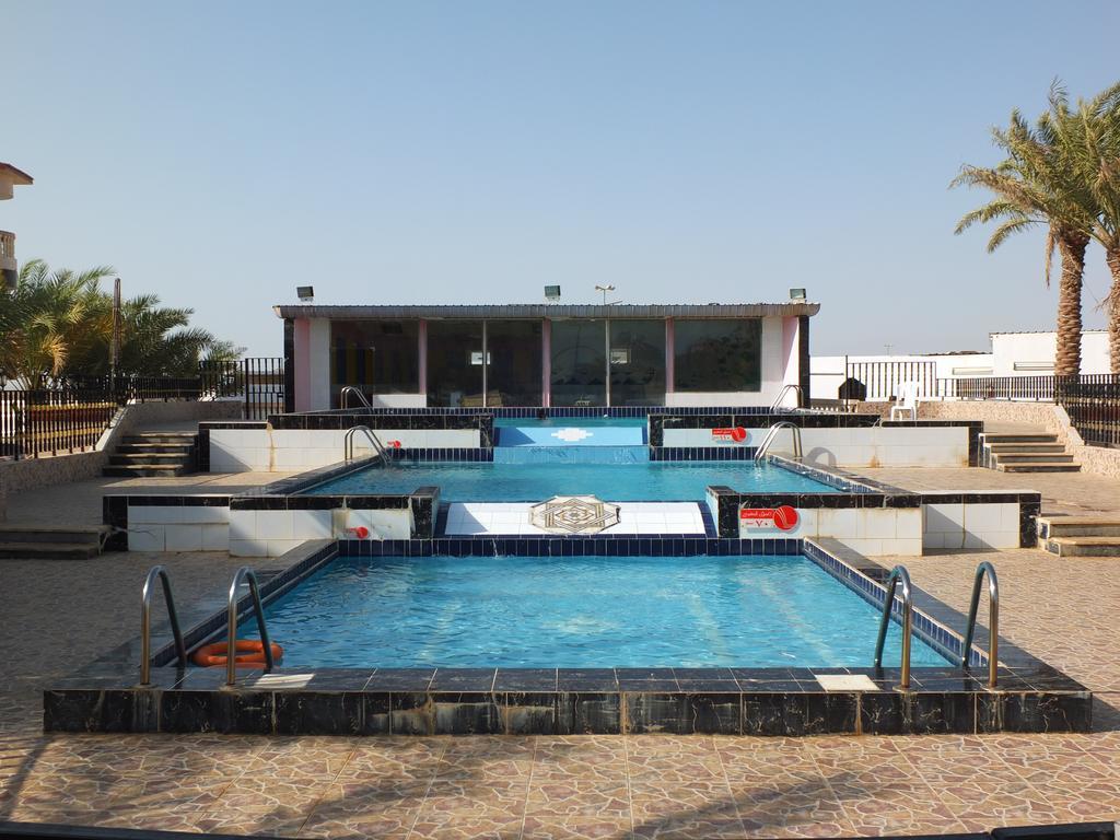 Al Ahmadi Plaza Resort Yanbu Ngoại thất bức ảnh