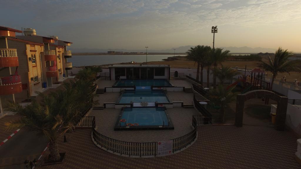 Al Ahmadi Plaza Resort Yanbu Ngoại thất bức ảnh