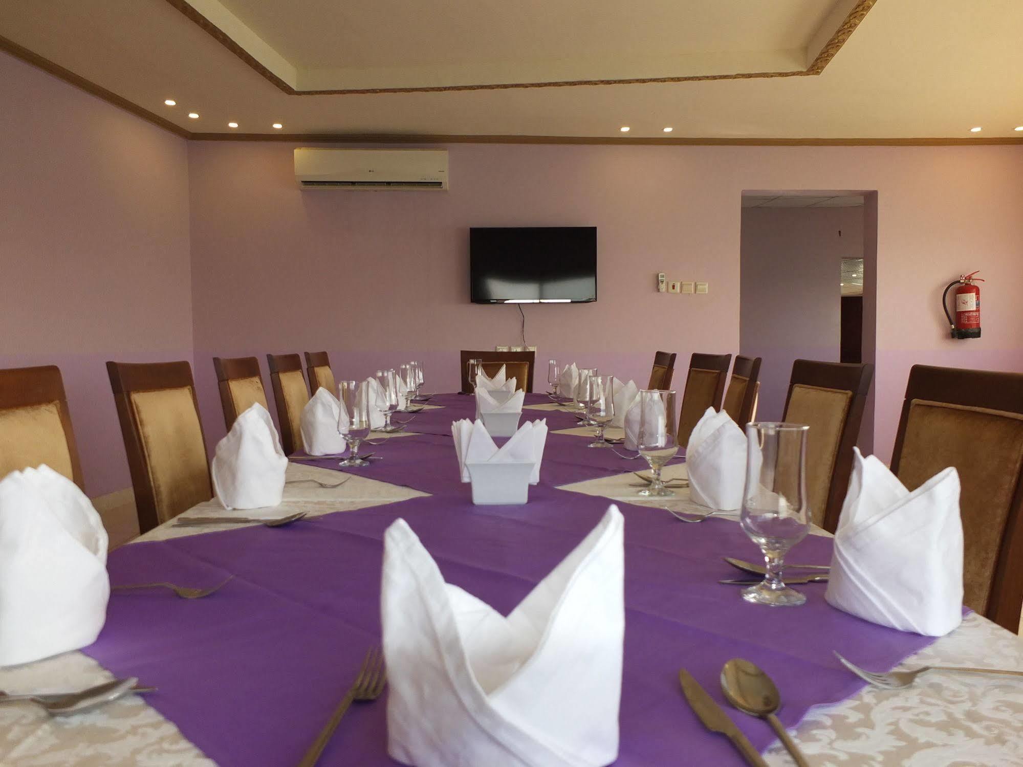 Al Ahmadi Plaza Resort Yanbu Ngoại thất bức ảnh