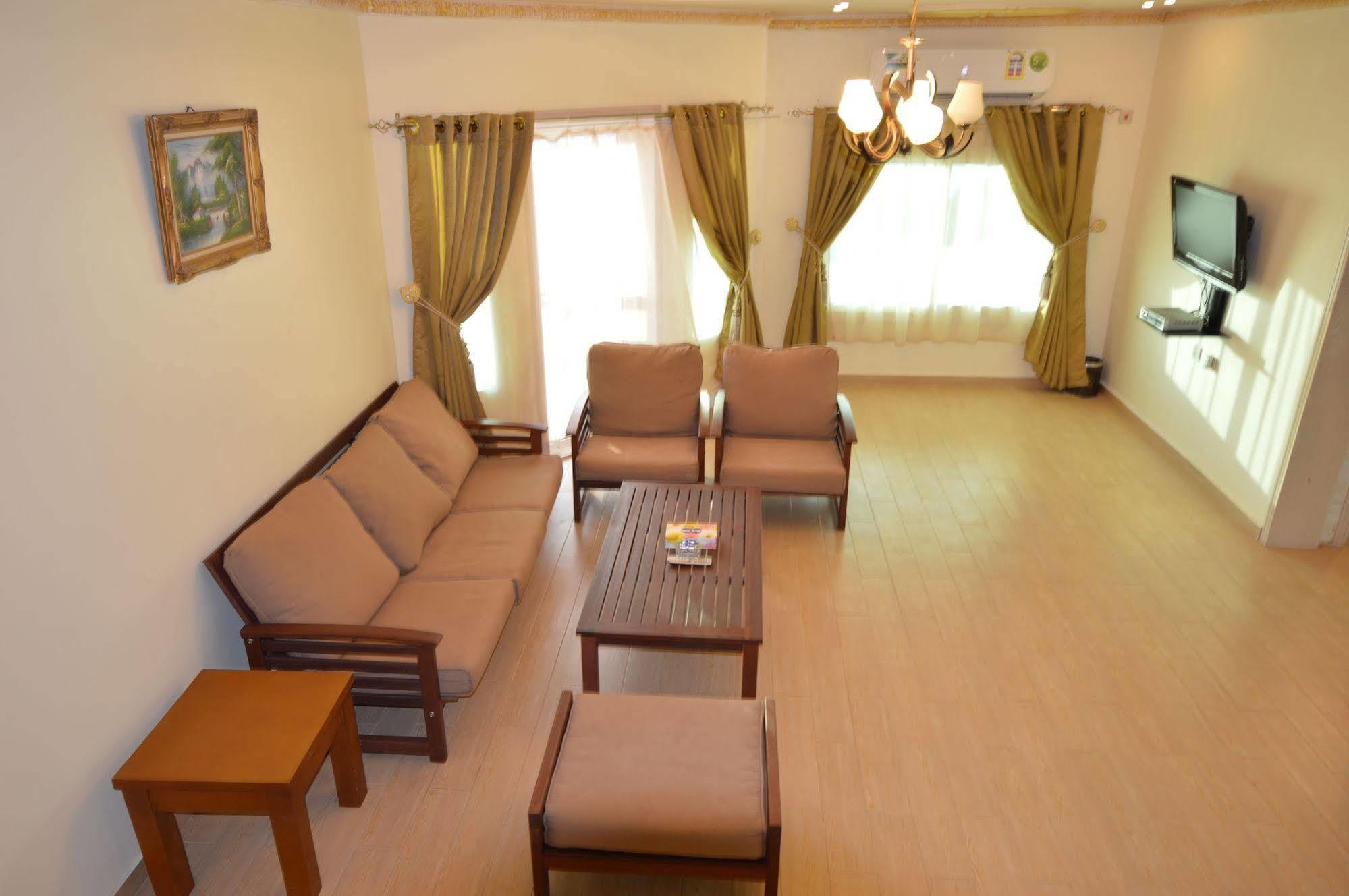 Al Ahmadi Plaza Resort Yanbu Ngoại thất bức ảnh