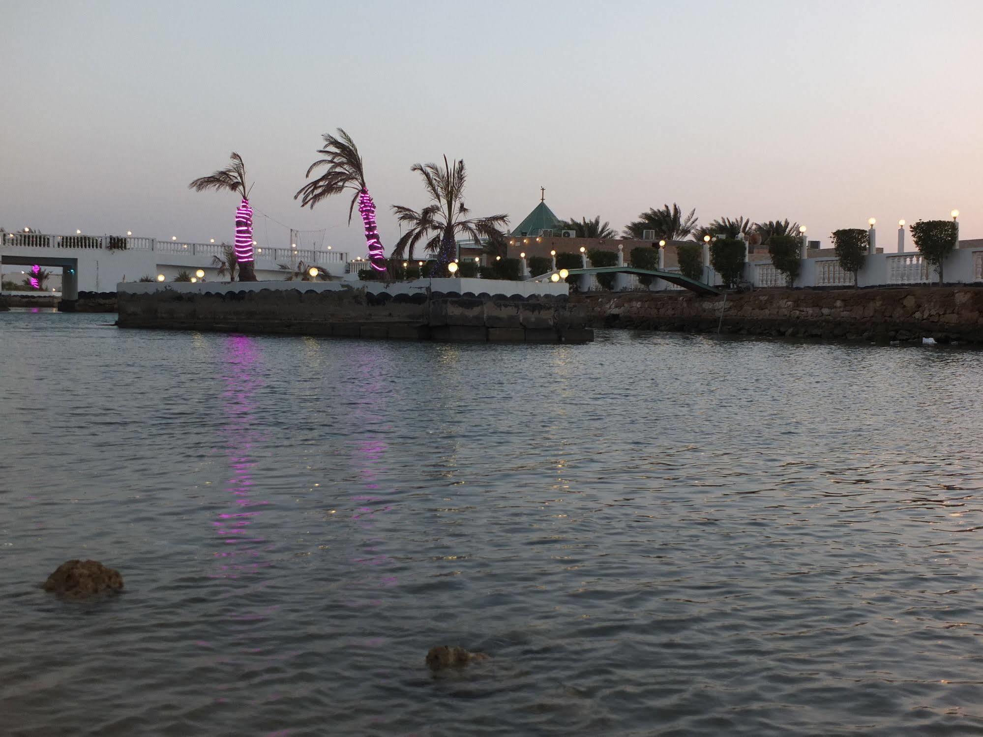 Al Ahmadi Plaza Resort Yanbu Ngoại thất bức ảnh