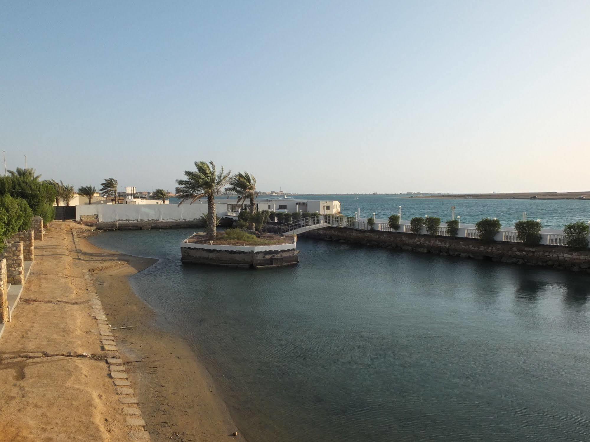 Al Ahmadi Plaza Resort Yanbu Ngoại thất bức ảnh