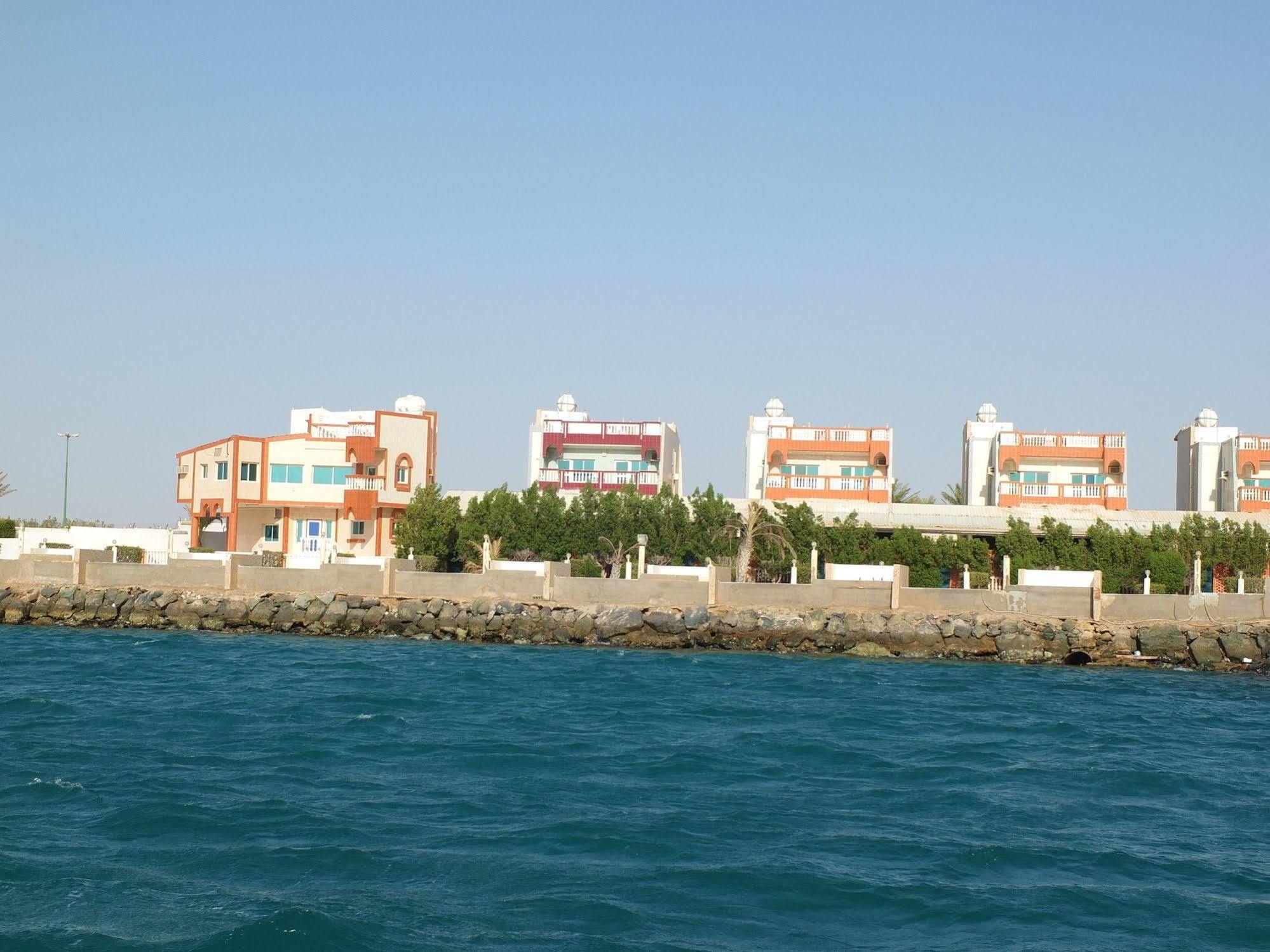 Al Ahmadi Plaza Resort Yanbu Ngoại thất bức ảnh