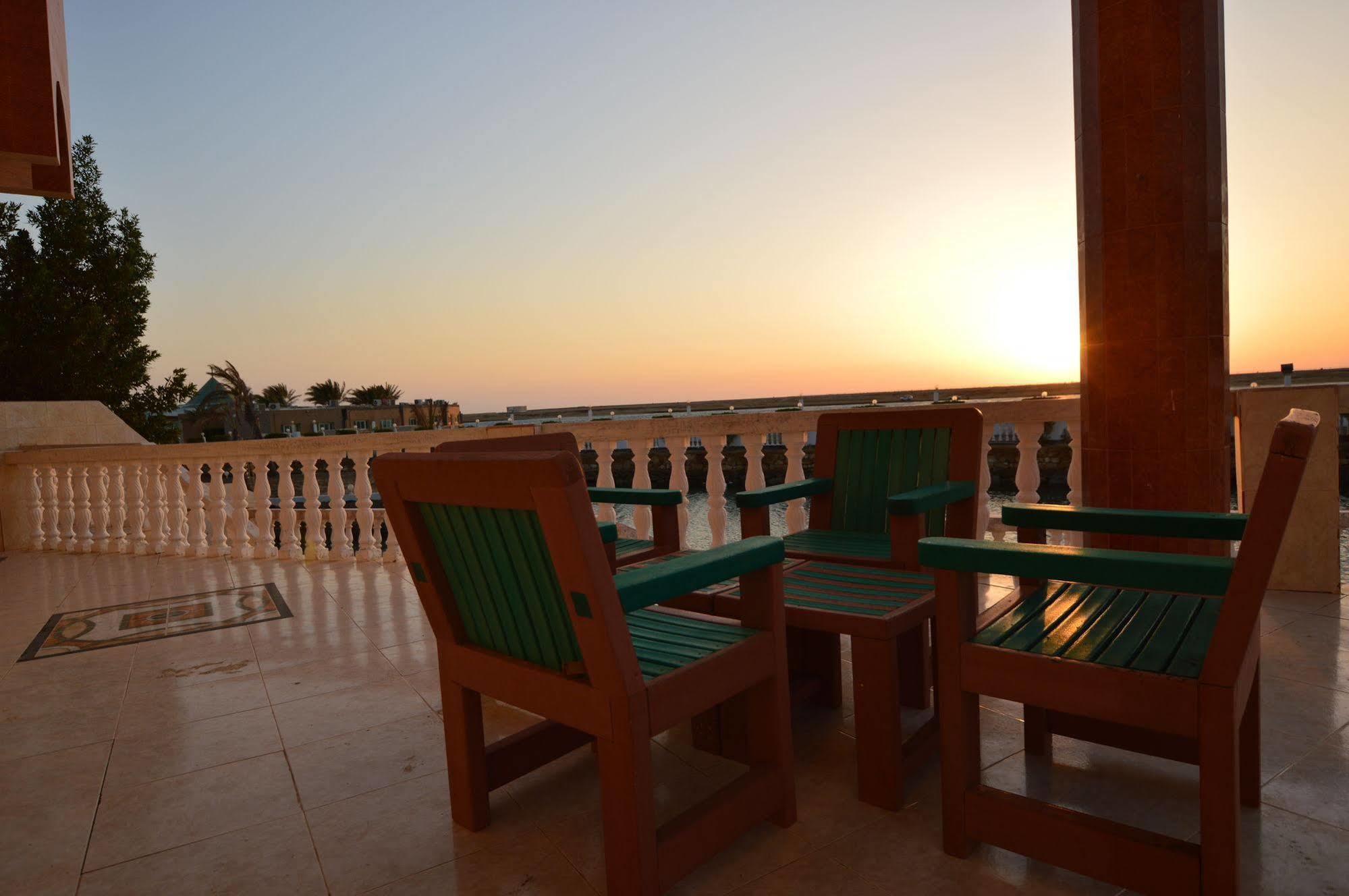 Al Ahmadi Plaza Resort Yanbu Ngoại thất bức ảnh