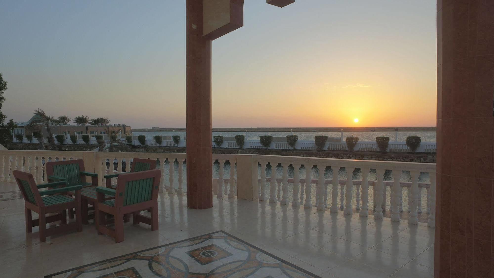 Al Ahmadi Plaza Resort Yanbu Ngoại thất bức ảnh