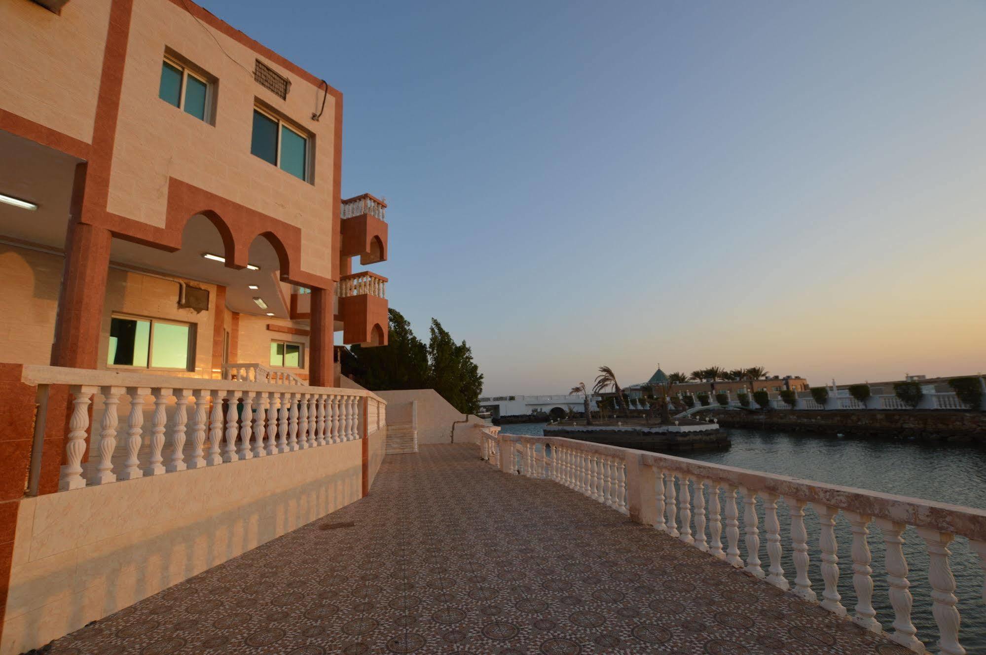Al Ahmadi Plaza Resort Yanbu Ngoại thất bức ảnh